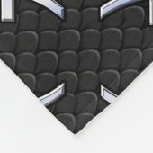 魚座〔占星術の〕十二宮図シルバーシンボルブラックスネークスキンスタイル フリースブランケット (角)