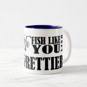 魚釣りおもしろい女性二音コーヒーマグ ツートーンマグカップ (正面右)