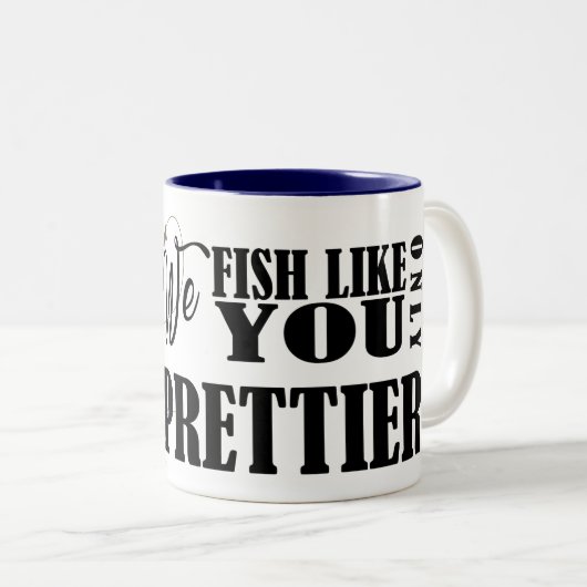 魚釣りおもしろい女性二音コーヒーマグ ツートーンマグカップ (正面右)