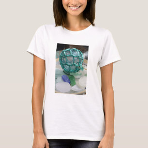 魚釣りがガラスに浮かぶアラスカ Tシャツ