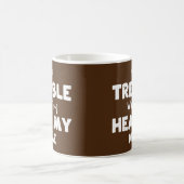 魚釣りが私の名前を聞くと震える コーヒーマグカップ (中央)