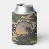 魚釣りと迷彩柄 缶クーラー (缶正面)