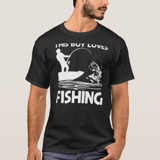 魚釣りのための男の子のための釣り人釣りボート旅行 Tシャツ (正面)