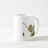 魚釣りのリスのマグ コーヒーマグカップ (正面右)