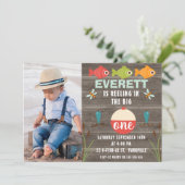 魚釣りの大きな1歳の誕生日の招待でリール 招待状 (スタンド正面)