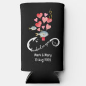 魚釣りの結婚テーマ水の色に引っ掛かる スリム缶クーラー (正面)