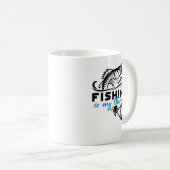 魚釣りは私のセラピー コーヒーマグカップ (正面右)