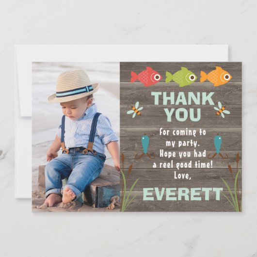 魚釣りをテーマにした写真サンキューカード 招待状 (正面)