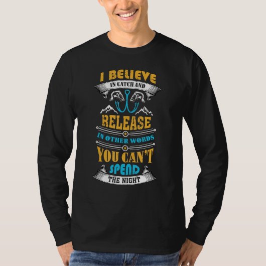 魚釣りアイキャッチフィッシュ魚釣り Tシャツ (正面)