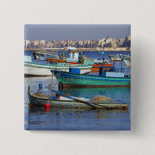 魚釣りカラフル船 缶バッジ (正面)