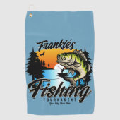 魚釣りパーソナライズされたトーナメントフィッシュアングラートマス ゴルフタオル (正面)