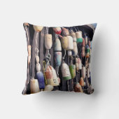 魚釣りブイズオン素朴建物 クッション (裏面)