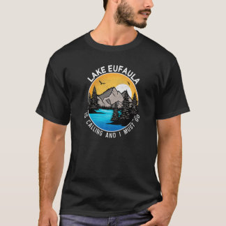 魚釣りボーティングキャンピングレイクユーファラ Tシャツ