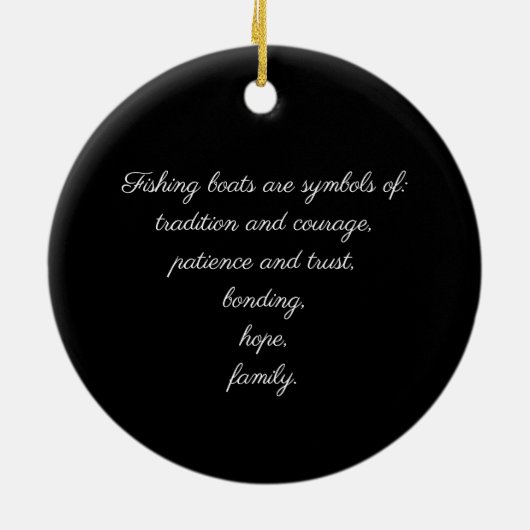 魚釣りボートをアルガルヴェのビーチ写真 セラミックオーナメント (裏面)