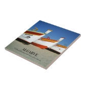 魚釣りボートをアルガルヴェのビーチ写真 タイル (側面)