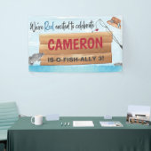 魚釣りリールがおもしろいに入っている。 横断幕 (トレードショー)