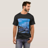 魚釣り伝統的の夜のシーン。 Tシャツ (正面フル)