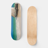 魚釣り伝統的ボートのビーチ スケートボード (正面)