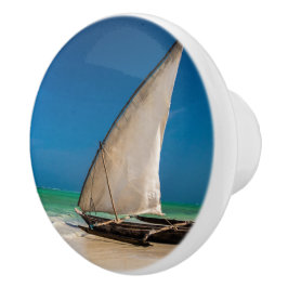 魚釣り伝統的ボートのビーチ セラミックノブ