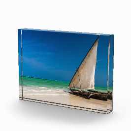 魚釣り伝統的ボートのビーチ フォトブロック