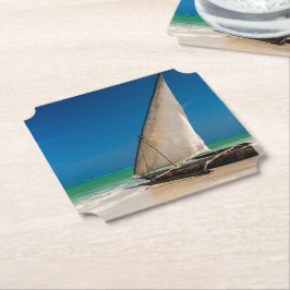 魚釣り伝統的ボートのビーチ ペーパーコースター
