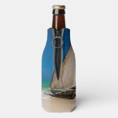 魚釣り伝統的ボートのビーチ ボトルクーラー (ボトル裏面)