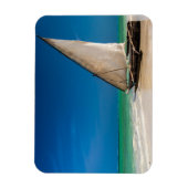 魚釣り伝統的ボートのビーチ マグネット (縦)