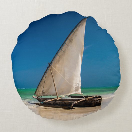 魚釣り伝統的ボートのビーチ ラウンドクッション (裏面)