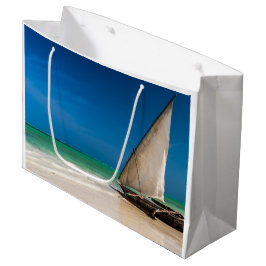 魚釣り伝統的ボートのビーチ ラージペーパーバッグ