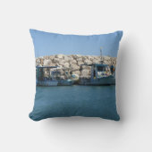 魚釣り地中海のボーツインブルーシーデザイン クッション (正面)