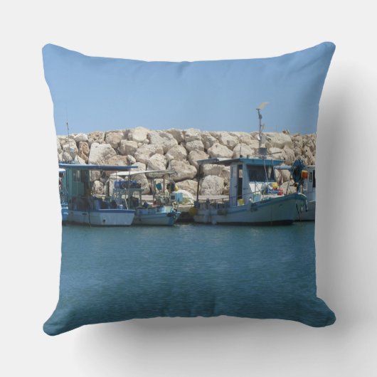 魚釣り地中海のボーツインブルーシーデザイン クッション (裏面)