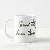 魚釣り来の餌付けをする人の良い事 コーヒーマグカップ (左)