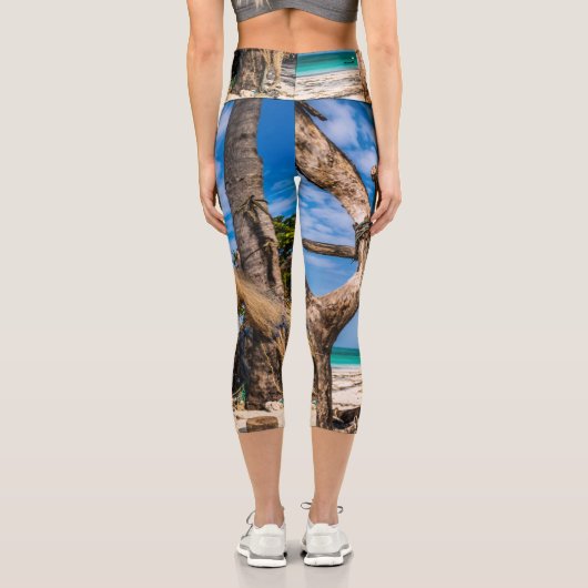 魚釣り網がビーチ上で乾燥 カプリレギンス (裏面)