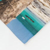 魚釣り網がビーチ上で乾燥 フリースブランケット (角)