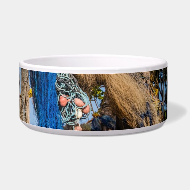 魚釣り網がビーチ上で乾燥 ボウル (右)