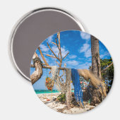 魚釣り網がビーチ上で乾燥 マグネット (正面/裏面)