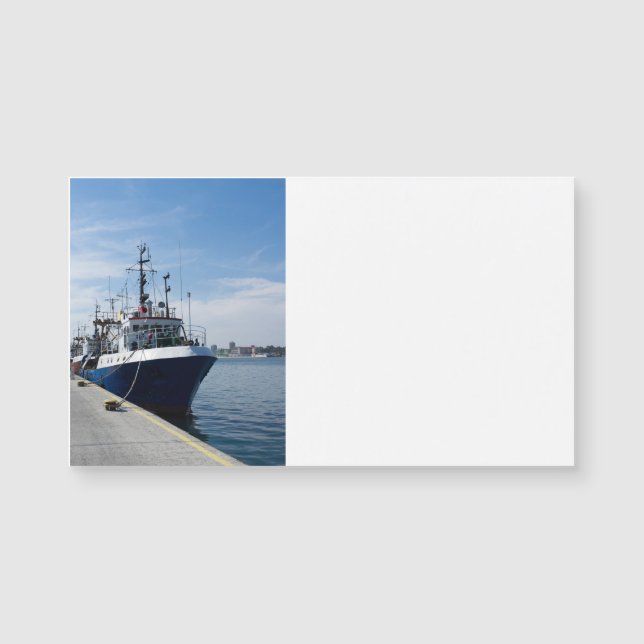 魚釣り船 (正面)