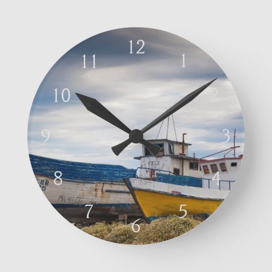 魚釣り船 ラウンド壁時計 (正面)