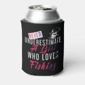 魚釣り・フィッシュを愛する少女を決して過小評価しない 缶クーラー (缶裏面)