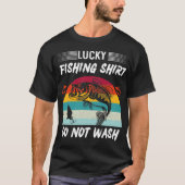 魚釣り、ラッキー魚釣りシャツウォッシュ Tシャツ (正面)