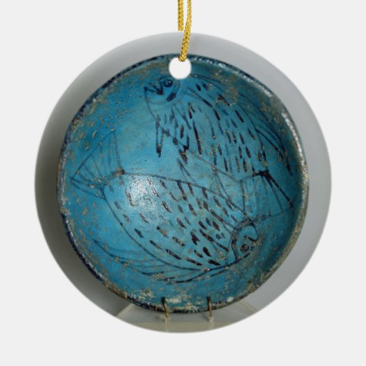 魚(faience)と飾られる皿 セラミックオーナメント (正面)
