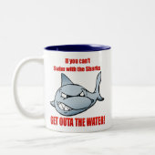 鮫との水泳 ツートーンマグカップ (左)