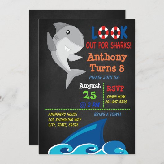 鮫のプールを囲んでのパーティの誕生日の招待状を見て下さい 招待状 (正面/裏面)