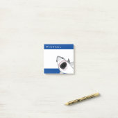 鮫の攻撃はおもしろいなあなたの名前を加えます ポストイット (デスク上)