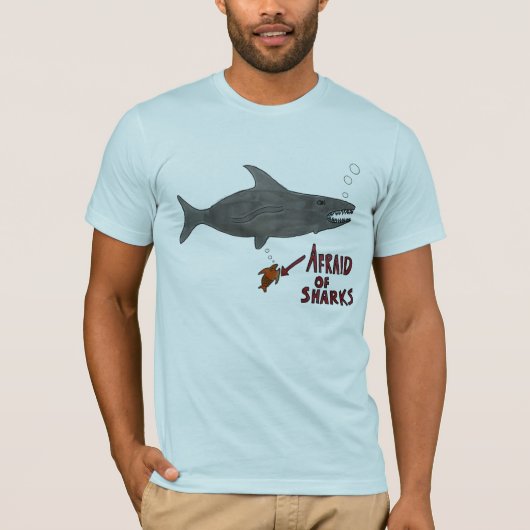 鮫を恐れている Tシャツ (正面)