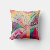 鮮やかでカラフルでファンキーで抽象的でガーリーな蝶CH クッション (正面)