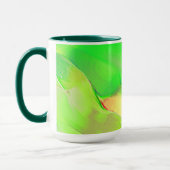 鮮やかで老けた緑に彫られた非常に少ない マグカップ (左)