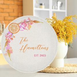 鮮やかなオレンジ色の果実フローラ設立年 カッティングボード