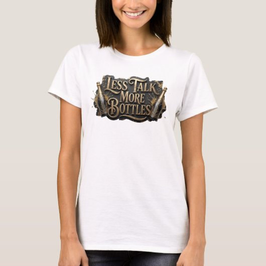 鮮やかなオレンジ色のLESS+TALK+MORE+BOTTLES+Tシャツデザイン Tシャツ (正面)