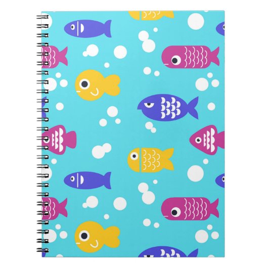 鮮やかなカラフルなキャラクターの魚柄 ブルー ノートブック (正面)